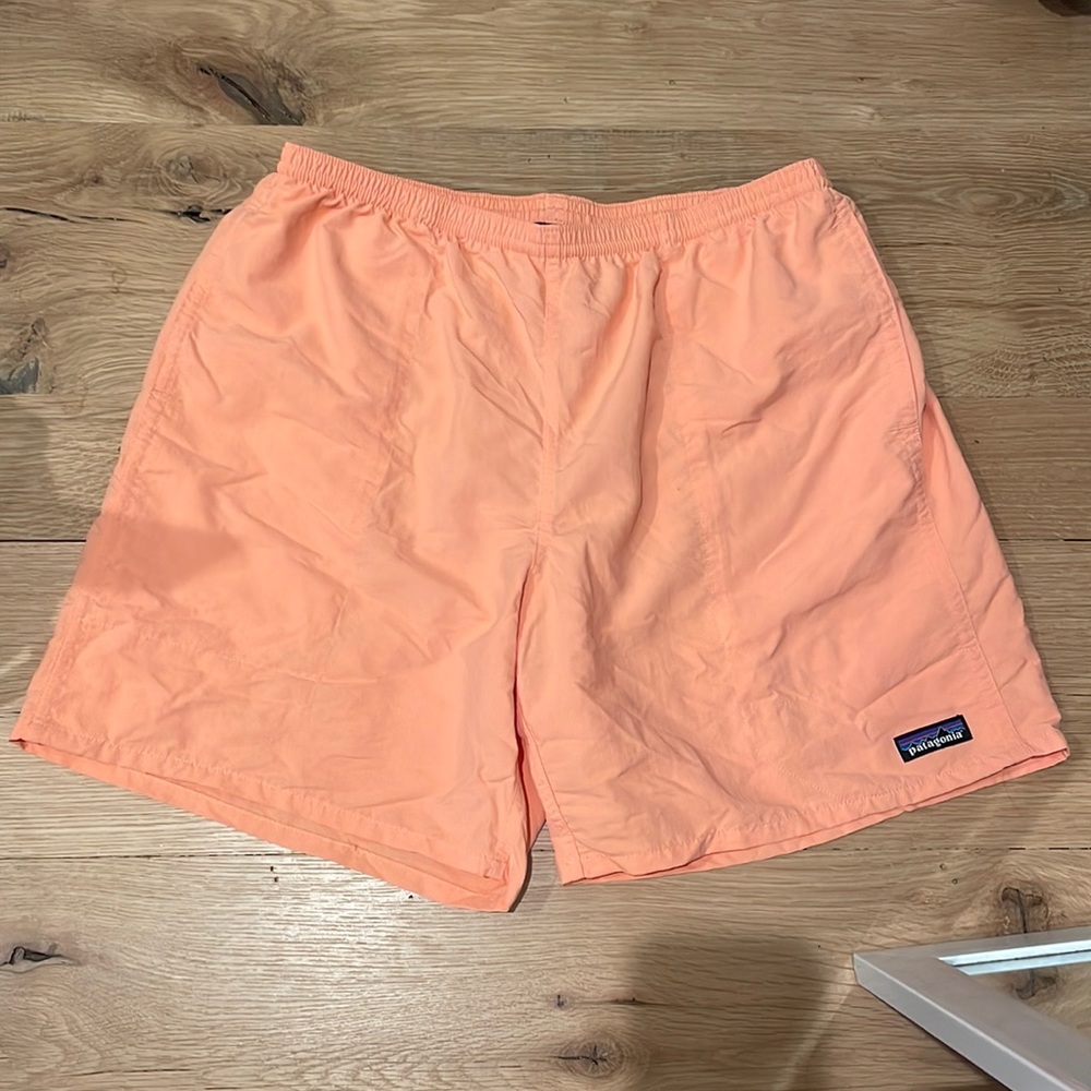 Patagonia Men’s Swim Shorts, Pastel Neon Peach, Large, Excellent Condition